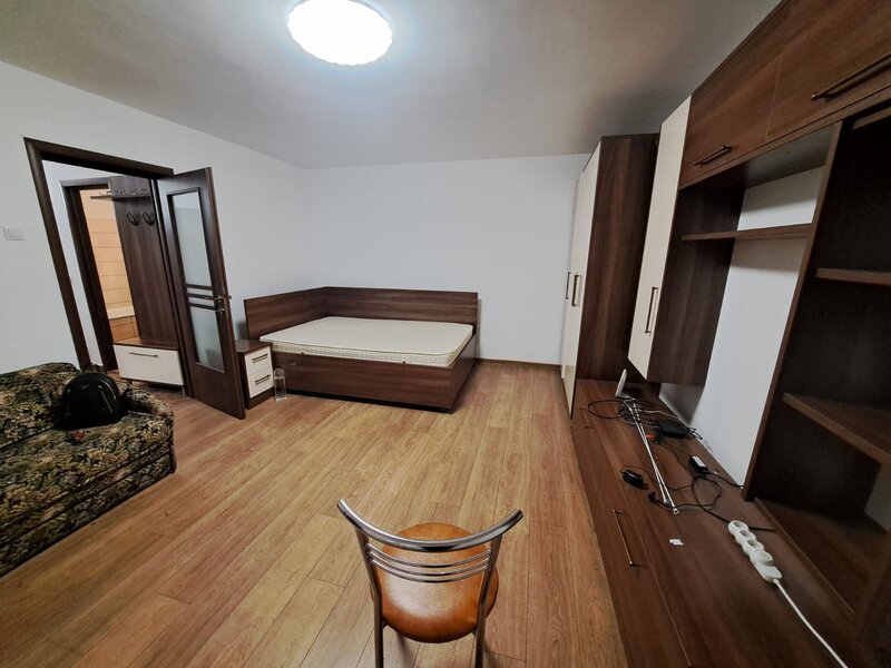 Lacul Tei aproape Parcul Circului 15 min.,metrou Stefan cel Mare